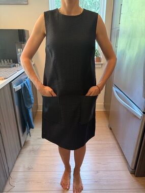 Rag & Bone New York Sleeveless Black Shift Dress with Front Pockets